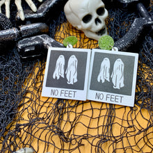 Load image into Gallery viewer, No Feet Earrings