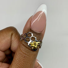 Load image into Gallery viewer, Honey Comb Ring (Adjustable)
